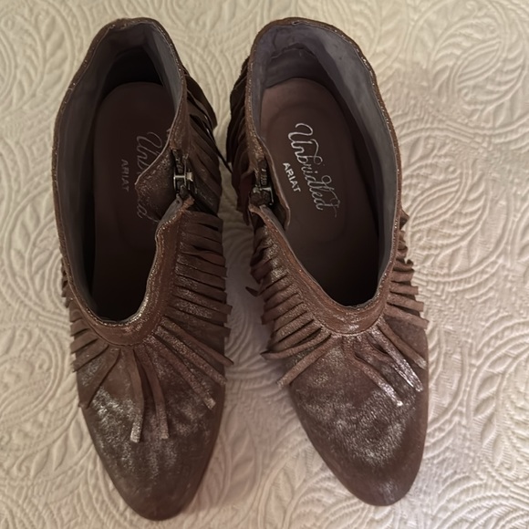 Ariat Unbridled fringe bootie, brown metallic, size 8 - Picture 3 of 7